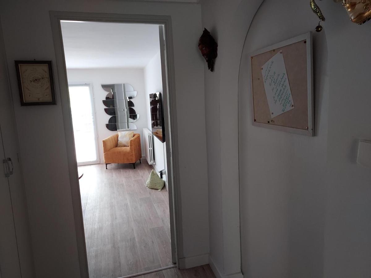 Rez-De-Chaussee Privatif Spacieux 3* D'Une Villa Centre Ville Hyeres Bagian luar foto
