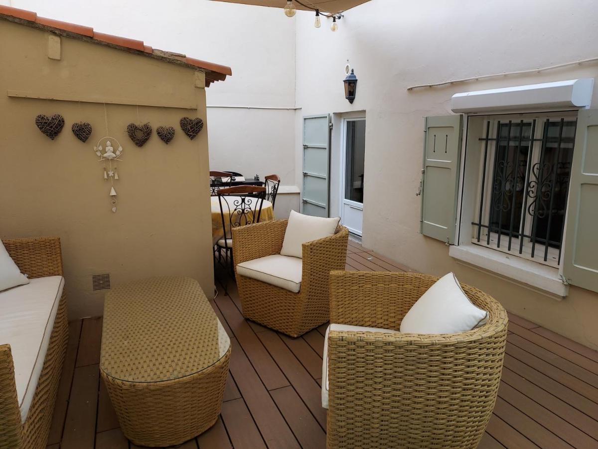 Rez-De-Chaussee Privatif Spacieux 3* D'Une Villa Centre Ville Hyeres Bagian luar foto